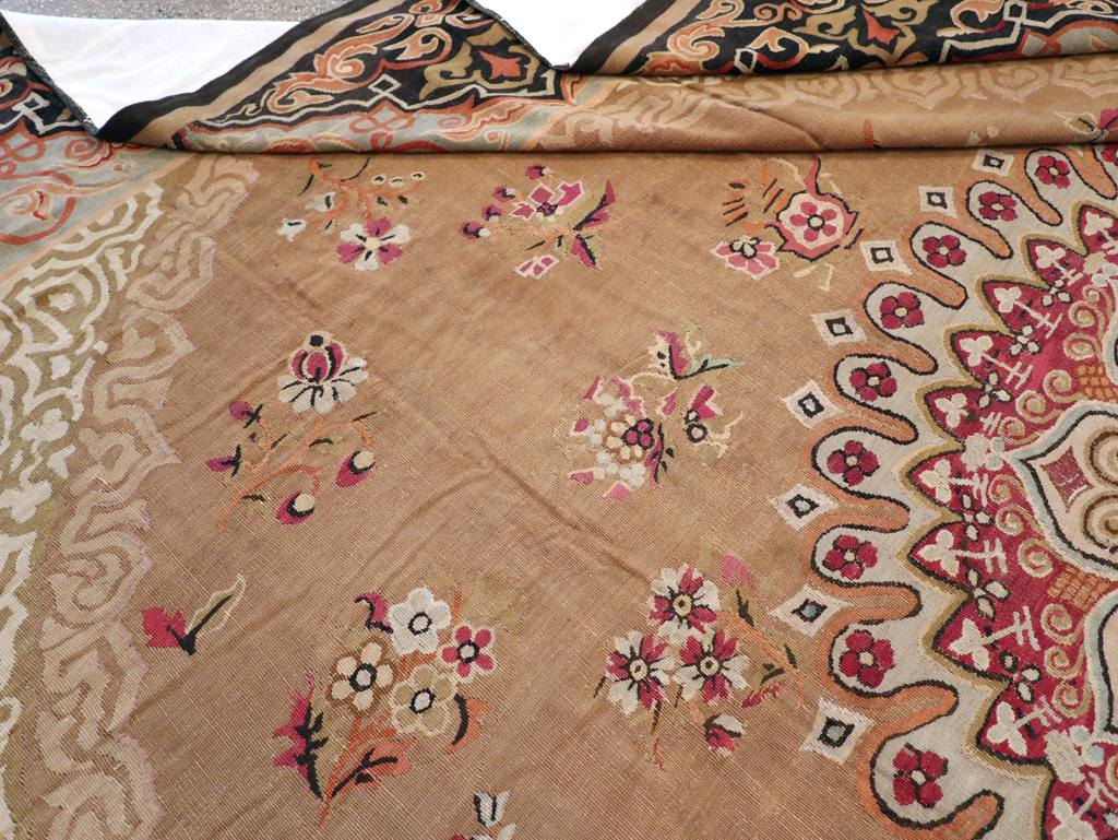 Antique French Aubusson Carpet, No.13841 - Gsblank