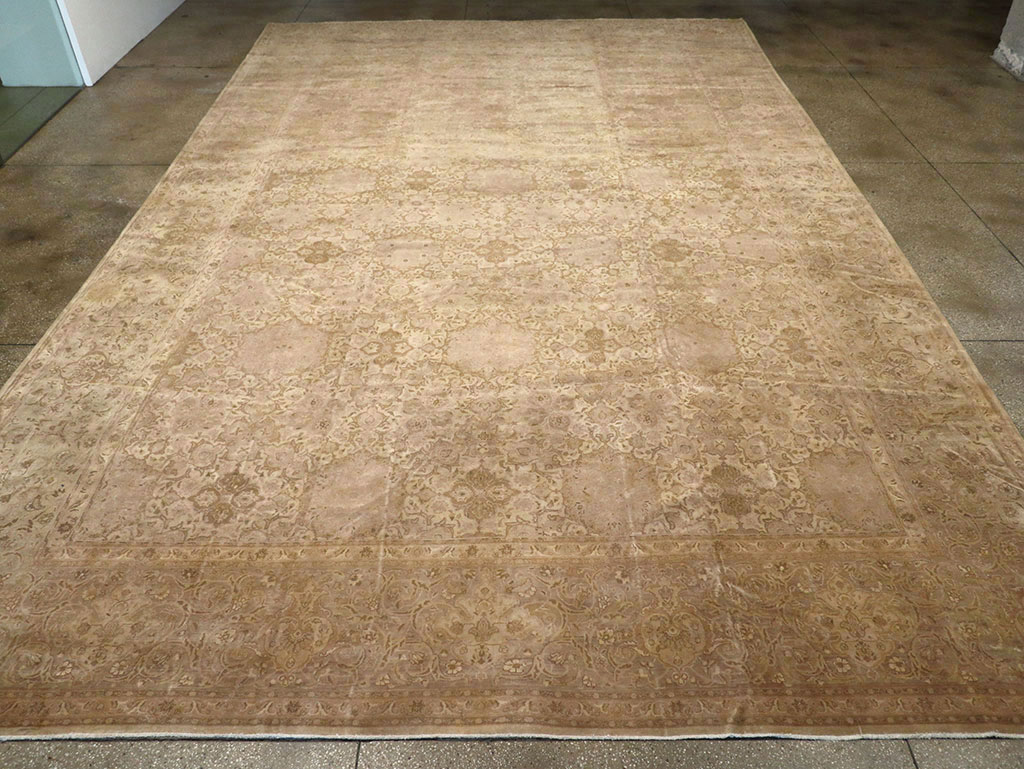 Vintage Persian Tabriz Oversize Carpet, No.13854 - Gsblank