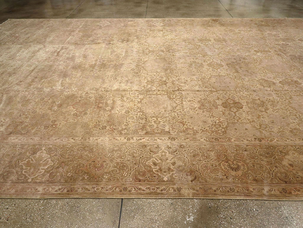 Vintage Persian Tabriz Oversize Carpet, No.13854 - Gsblank