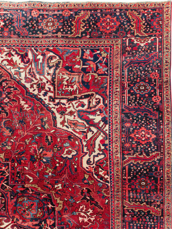 Vintage Persian Heriz Room Size Carpet, No.13870 - Gsblank