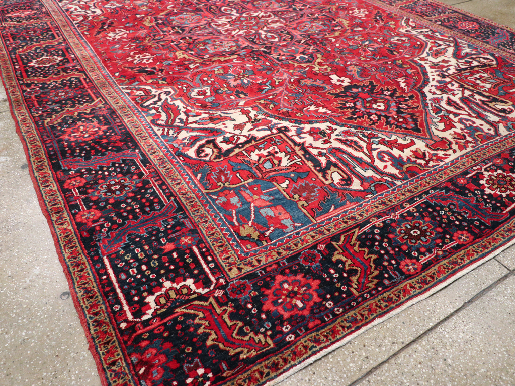 Vintage Persian Heriz Room Size Carpet, No.13870 - Gsblank