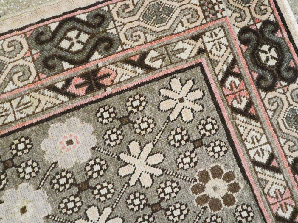 Vintage East Turkestan Khotan Rug, No.13885 - Gsblank