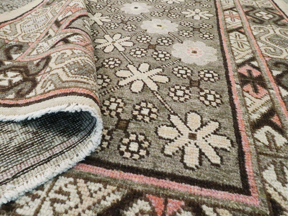 Vintage East Turkestan Khotan Rug, No.13885 - Gsblank