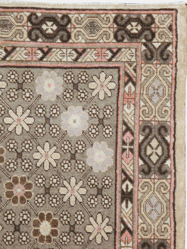 Vintage East Turkestan Khotan Rug, No.13885 - Gsblank