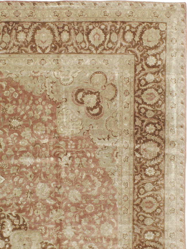 Vintage Persian Tabirz Carpet, No.13901 - Gsblank