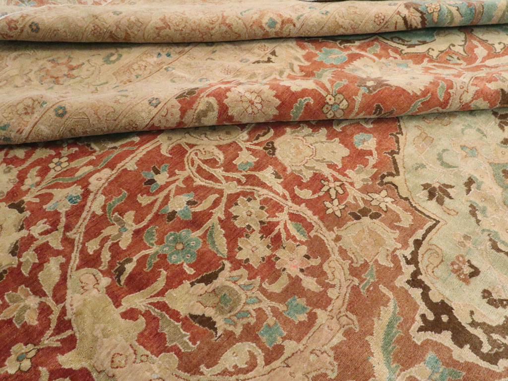 Vintage Persian Tabriz Carpet, No.13920 - Gsblank