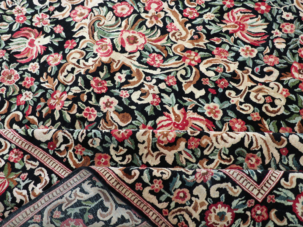 Antique Persian Kashan Carpet, No.13921 - Gsblank