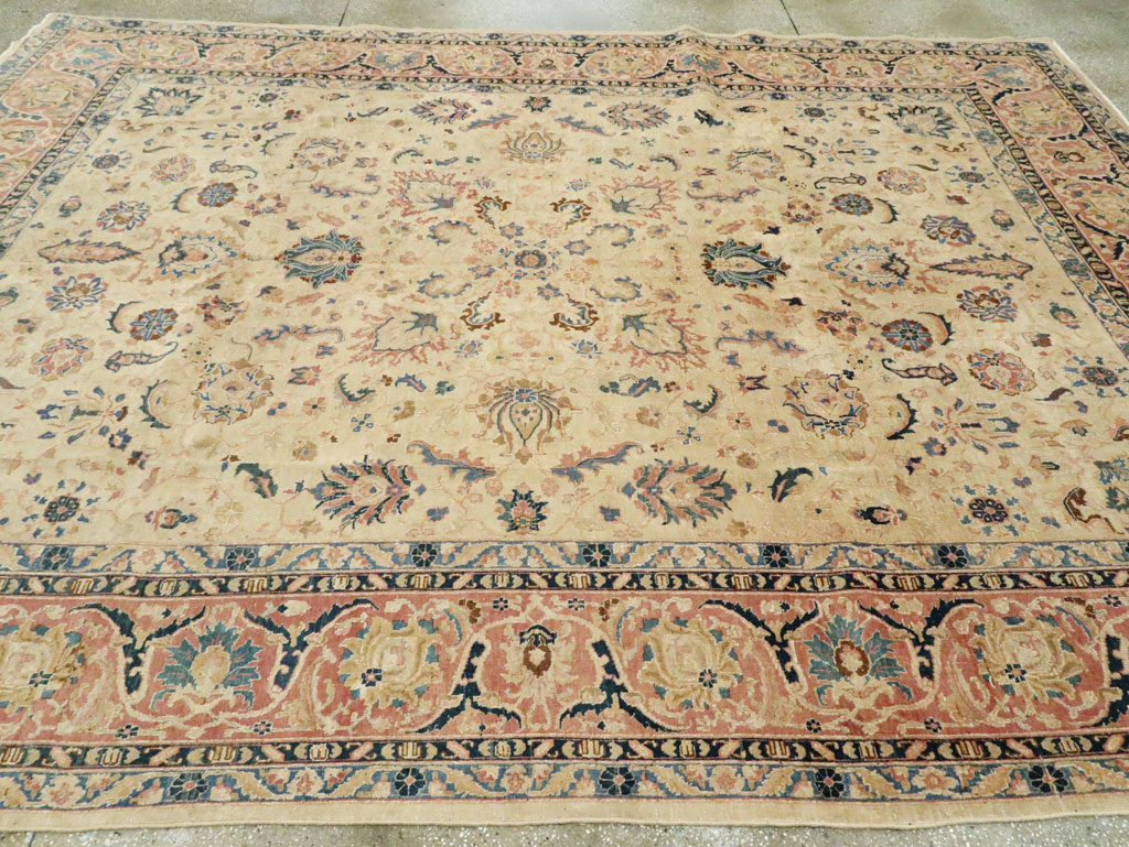 Vintage Persian Tabriz Carpet, No.13937 - Gsblank