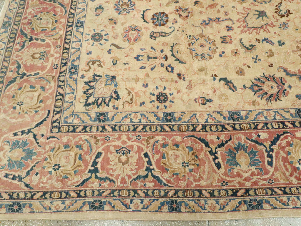 Vintage Persian Tabriz Carpet, No.13937 - Gsblank