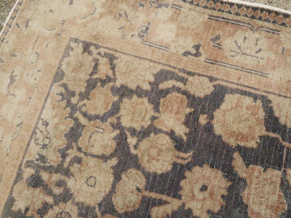 Antique Indian Agra Carpet, No.13970 - Gsblank