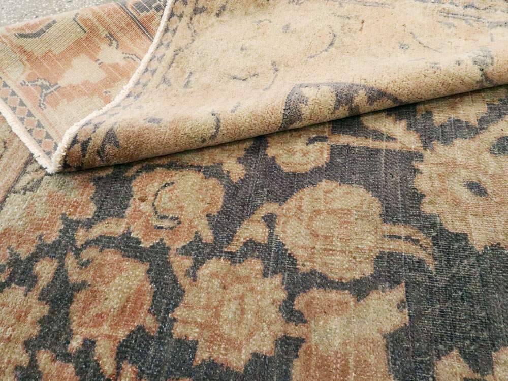 Antique Indian Agra Carpet, No.13970 - Gsblank