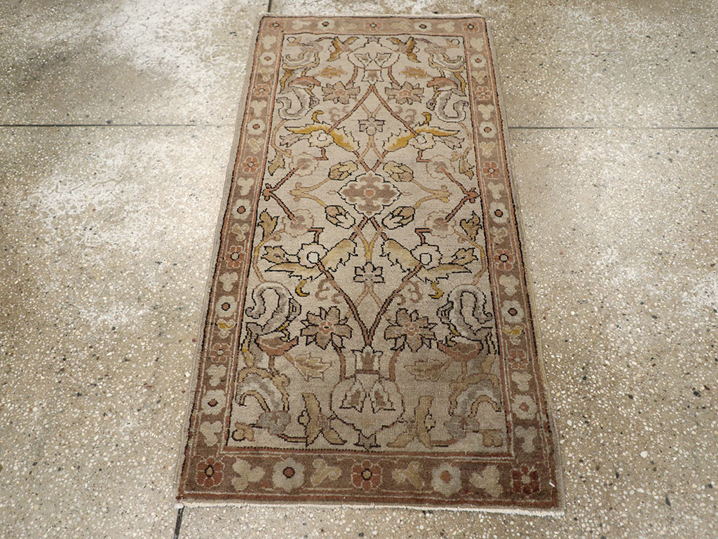 Antique Indian Lahore Rug, No.13977 - Gsblank