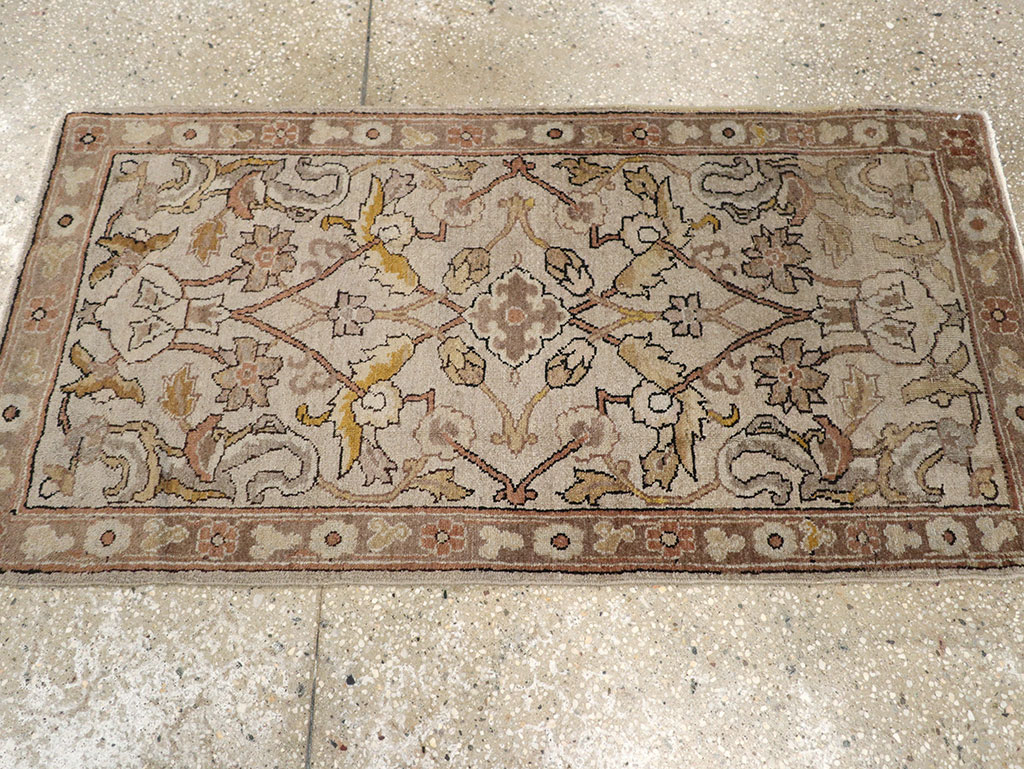 Antique Indian Lahore Rug, No.13977 - Gsblank