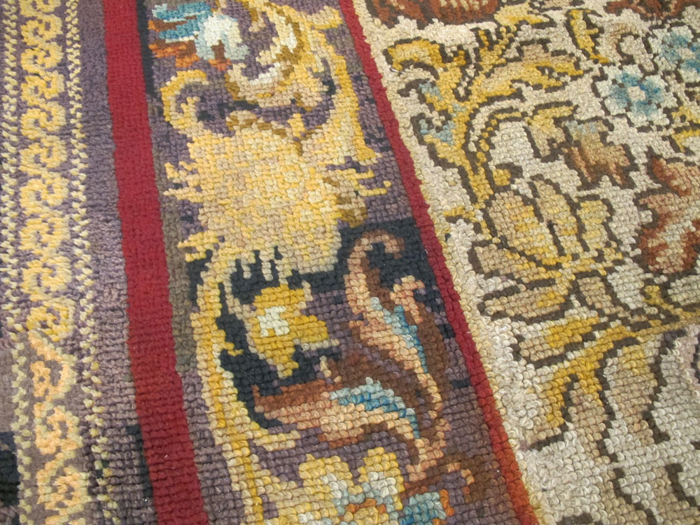 Vintage Irish Donegal Accent Carpet, No.13979 - Gsblank