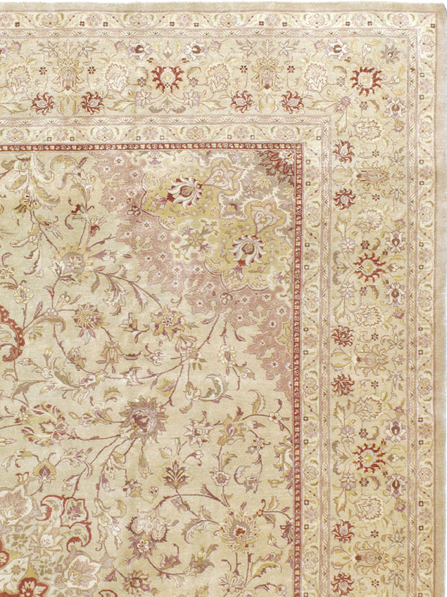 Vintage Persian Tabriz Carpet, No.13991 - Gsblank