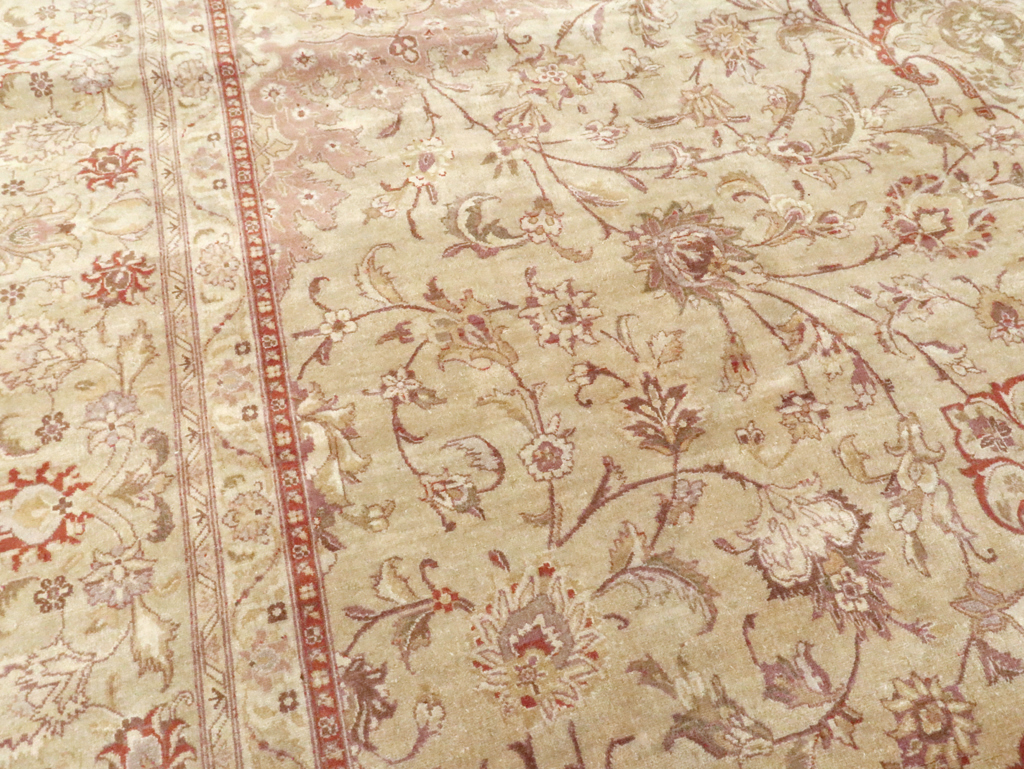 Vintage Persian Tabriz Carpet, No.13991 - Gsblank