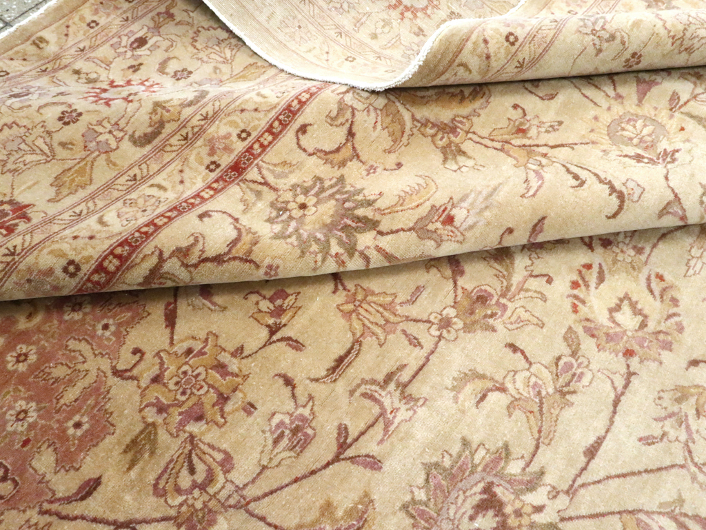 Vintage Persian Tabriz Carpet, No.13991 - Gsblank