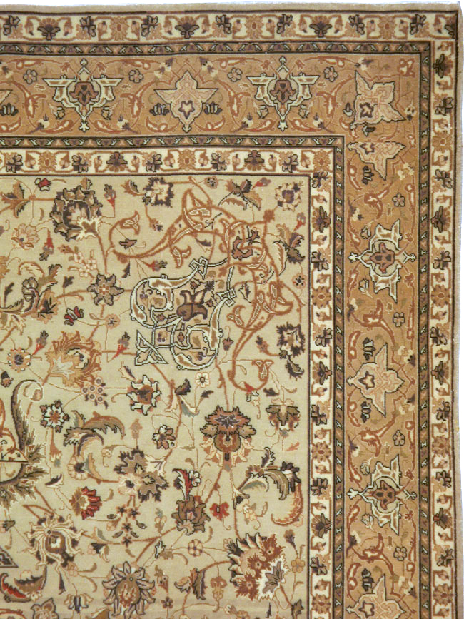 Vintage Persian Tabriz Carpet, No.13995 - Gsblank