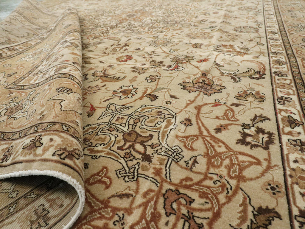 Vintage Persian Tabriz Carpet, No.13995 - Gsblank