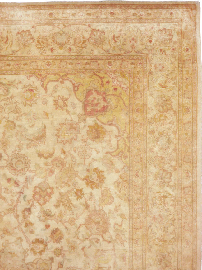 Vintage Persian Tabriz Carpet, No.13998 - Gsblank
