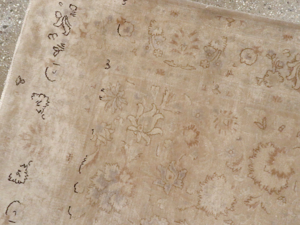 Vintage Persian Tabriz Carpet, No.14003 - Gsblank