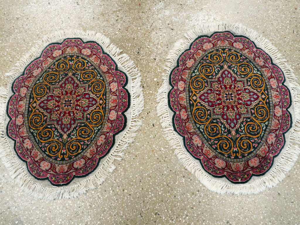 Vintage Persian Tabriz Oval Carpet (Pair: 1 of 2), No.14005 - Gsblank