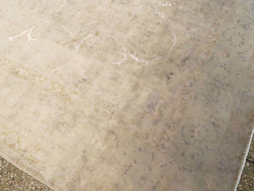 Vintage Persian Tabriz Carpet, No.14007 - Gsblank