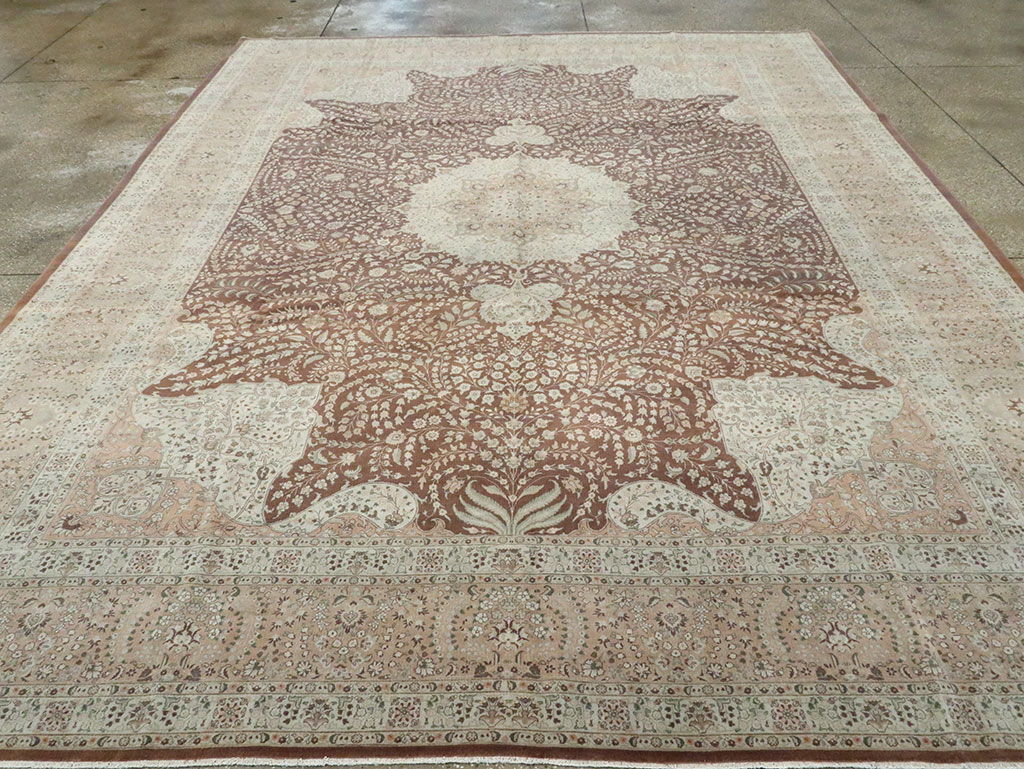 Vintage Persian Tabriz Carpet, No.14011 - Gsblank