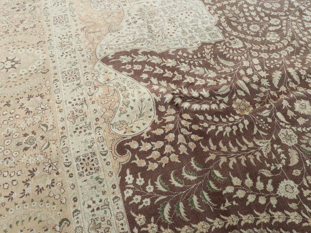 Vintage Persian Tabriz Carpet, No.14011 - Gsblank