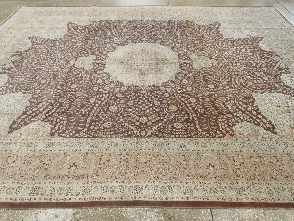 Vintage Persian Tabriz Carpet, No.14011 - Gsblank