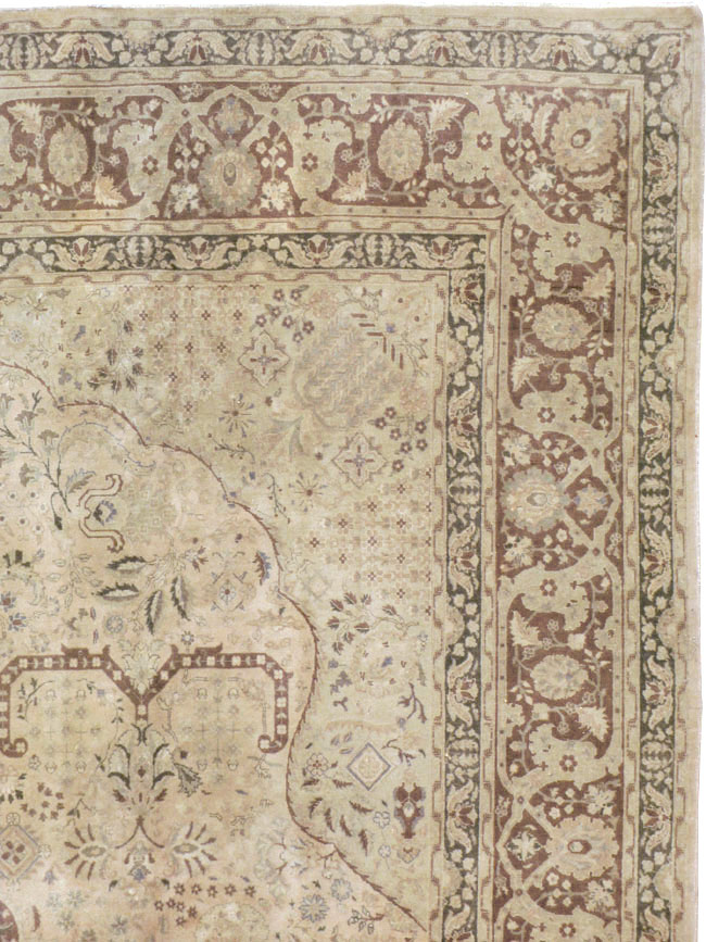 Vintage Persian Tabriz Carpet, No.14056 - Gsblank