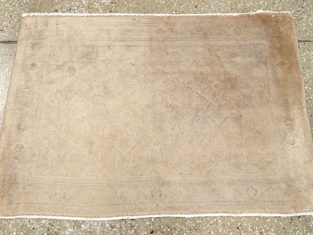 Vintage Persian Tabriz Rug, No.14059 - Gsblank