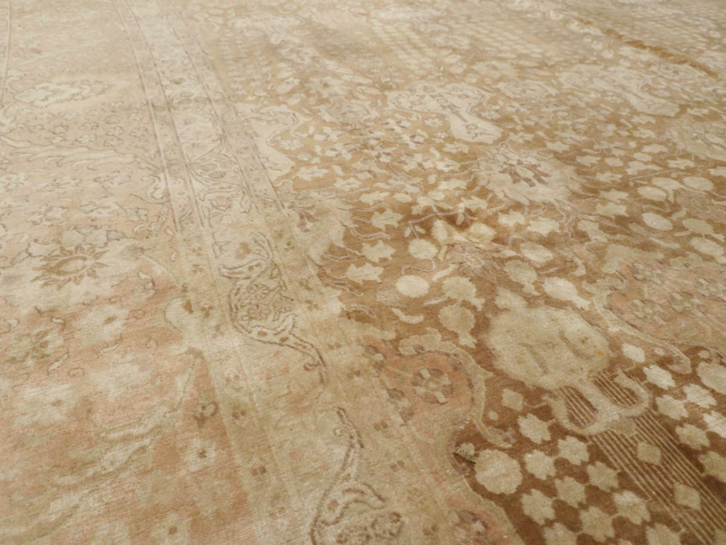 Vintage Persian Tabriz Carpet, No.14060 - Gsblank