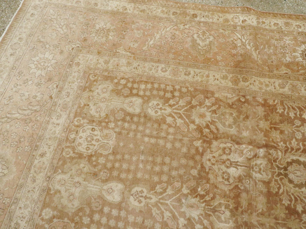 Vintage Persian Tabriz Carpet, No.14060 - Gsblank