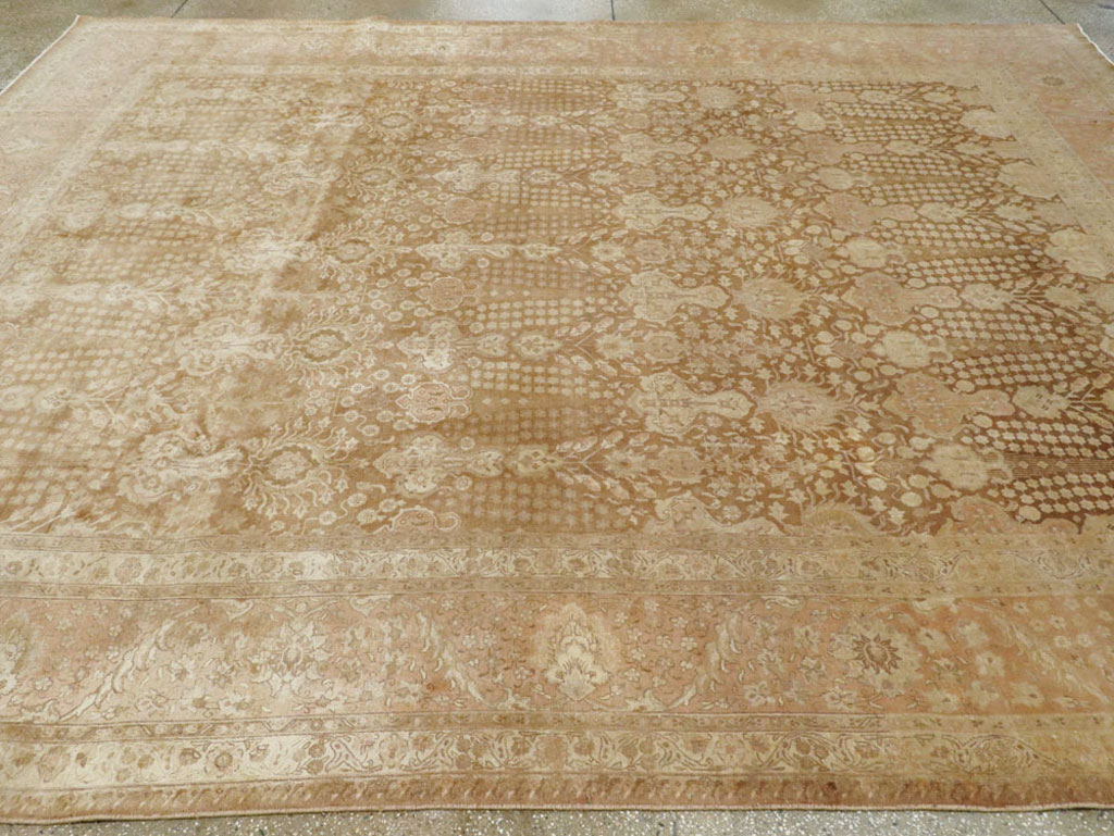 Vintage Persian Tabriz Carpet, No.14060 - Gsblank