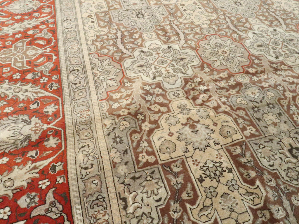 Vintage Persian Tabriz Carpet, No.14061 - Gsblank