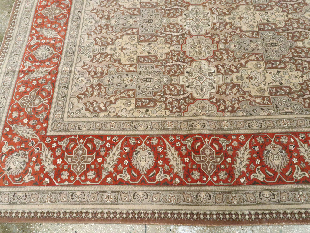 Vintage Persian Tabriz Carpet, No.14061 - Gsblank