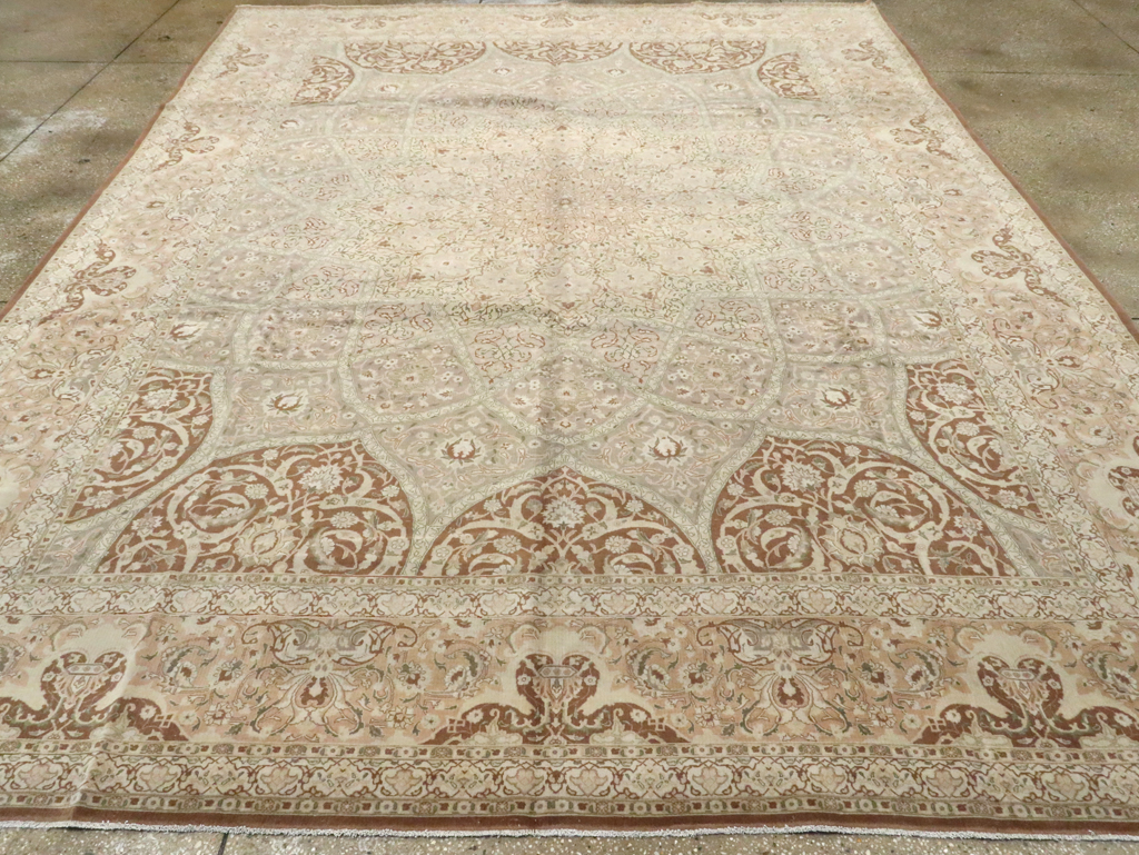Vintage Persian Tabriz Carpet, No.14064 - Gsblank