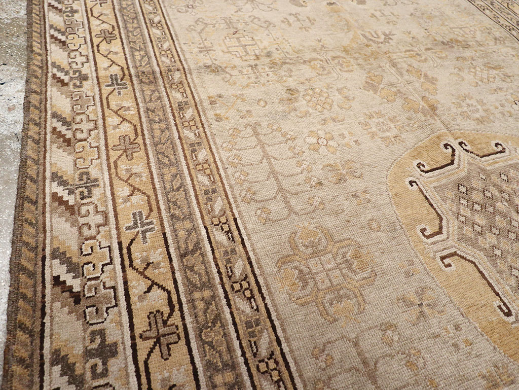 Antique East Turkestan Khotan Carpet, No.14075 - Gsblank