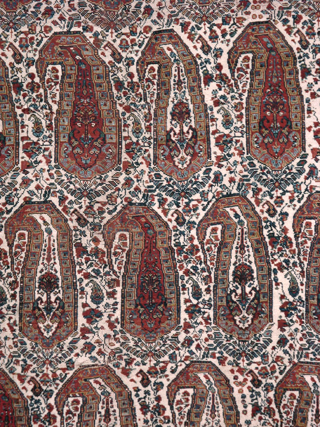Antique Persian Shiraz Carpet, No.14137 - Gsblank