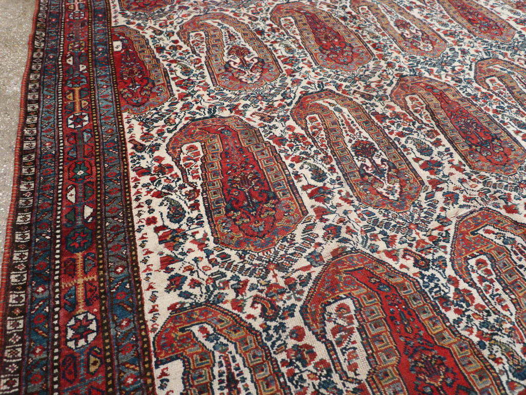 Antique Persian Shiraz Carpet, No.14137 - Gsblank