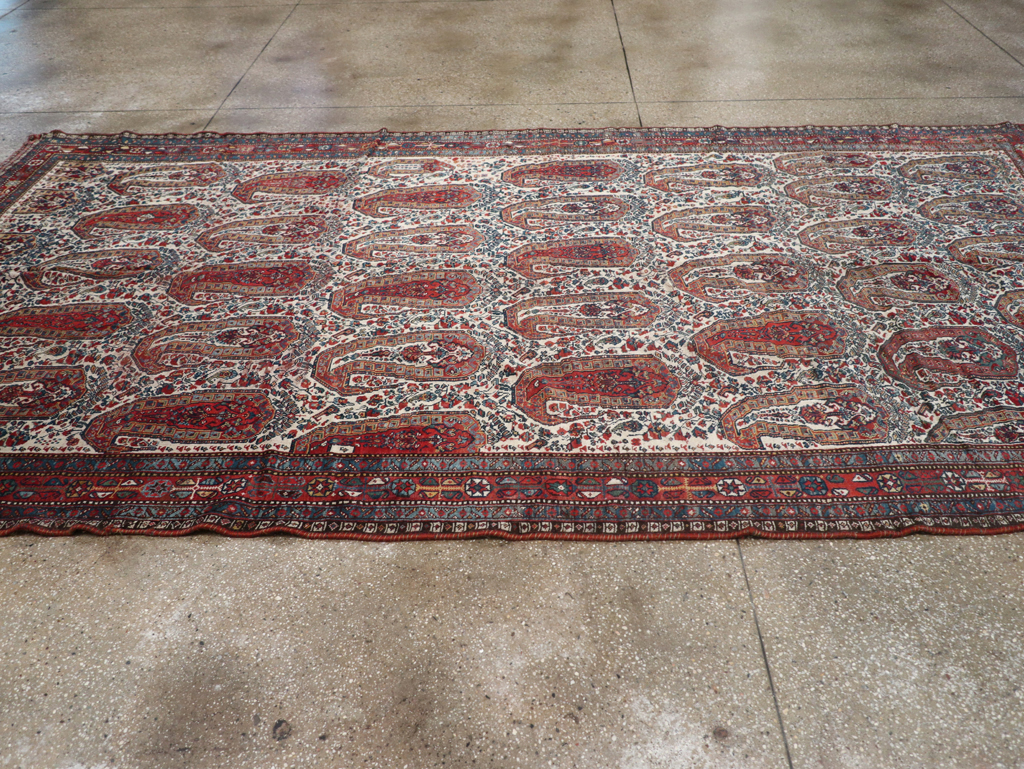 Antique Persian Shiraz Carpet, No.14137 - Gsblank