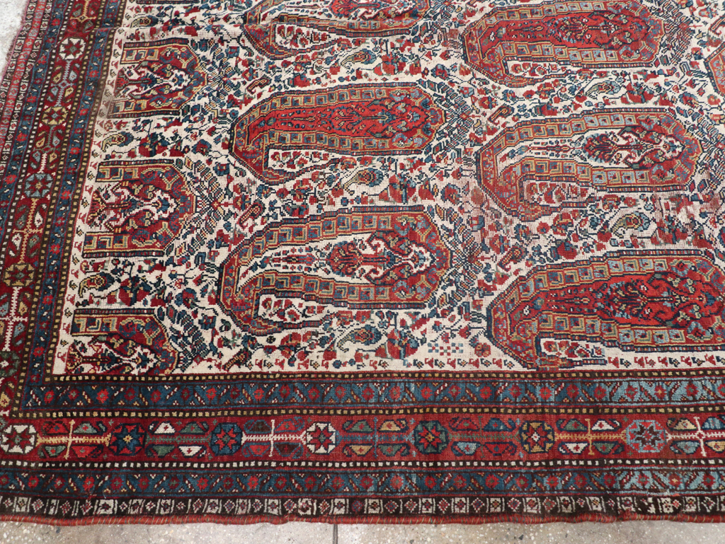 Antique Persian Shiraz Carpet, No.14137 - Gsblank