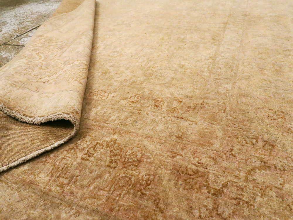 Vintage Persian Tabriz Rug, No.14141 - Gsblank