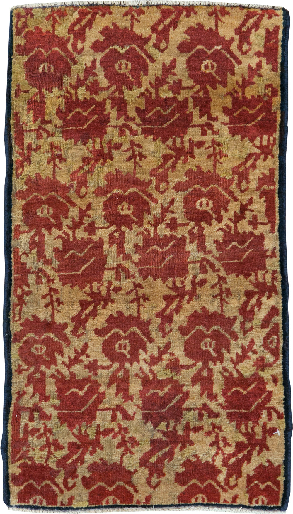 Antique Persian Tabriz Rug, No.14159 - Gsblank