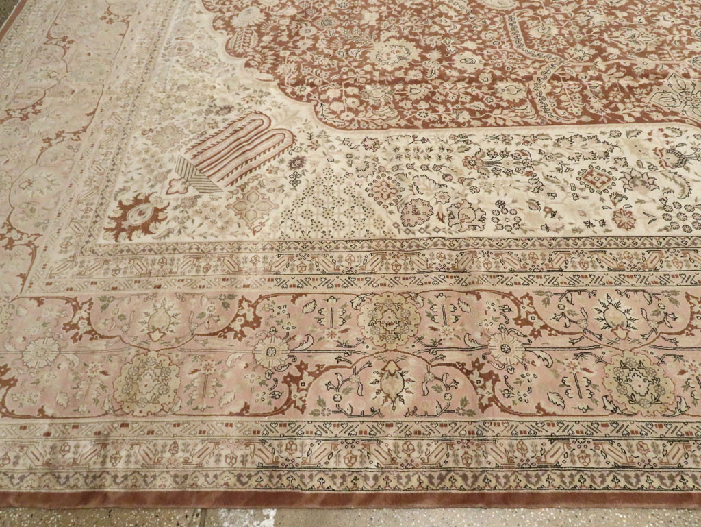 Vintage Persian Tabriz Carpet, No.14173 - Gsblank