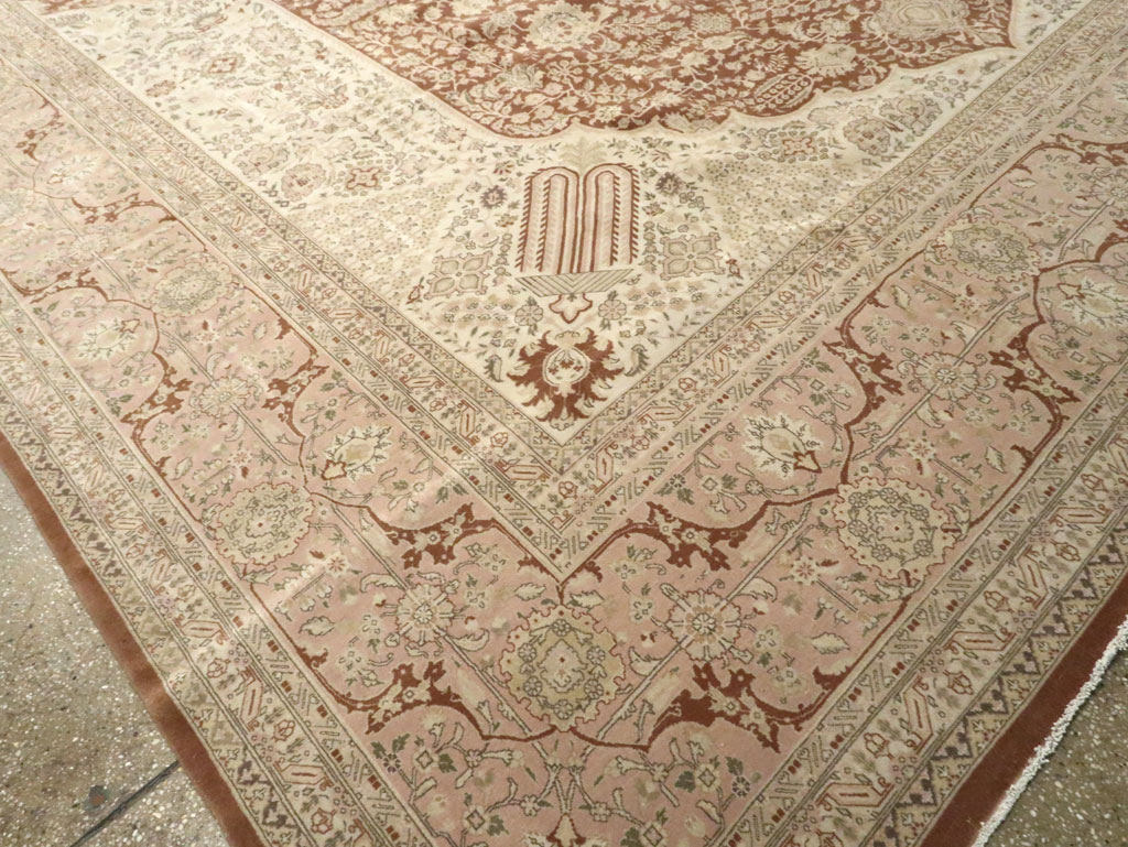 Vintage Persian Tabriz Carpet, No.14173 - Gsblank