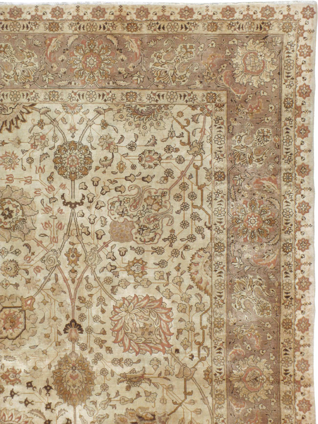Vintage Persian Tabriz Carpet, No.14183 - Gsblank