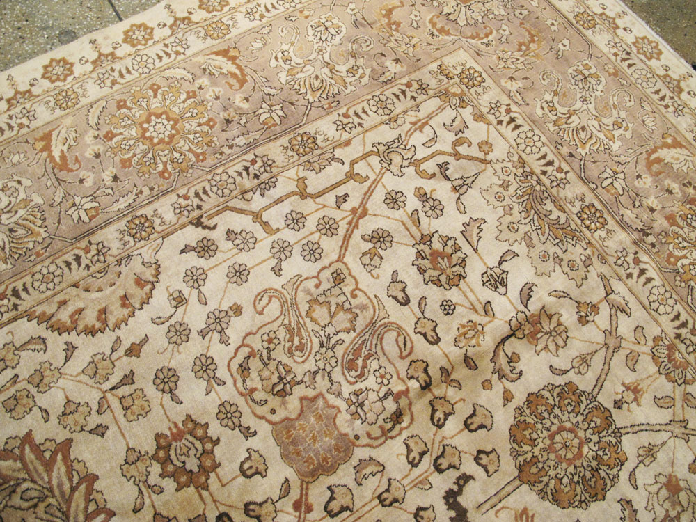 Vintage Persian Tabriz Carpet, No.14183 - Gsblank