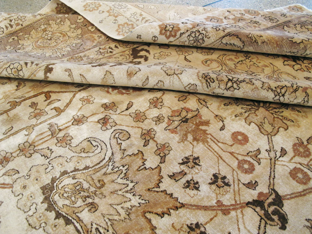 Vintage Persian Tabriz Carpet, No.14183 - Gsblank